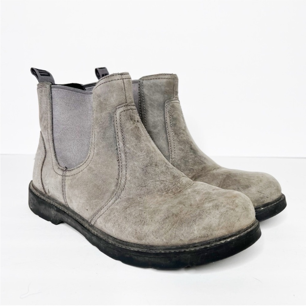 Ugg Bolden Grey Suede Chelsea Boots Size 6 Women’s
